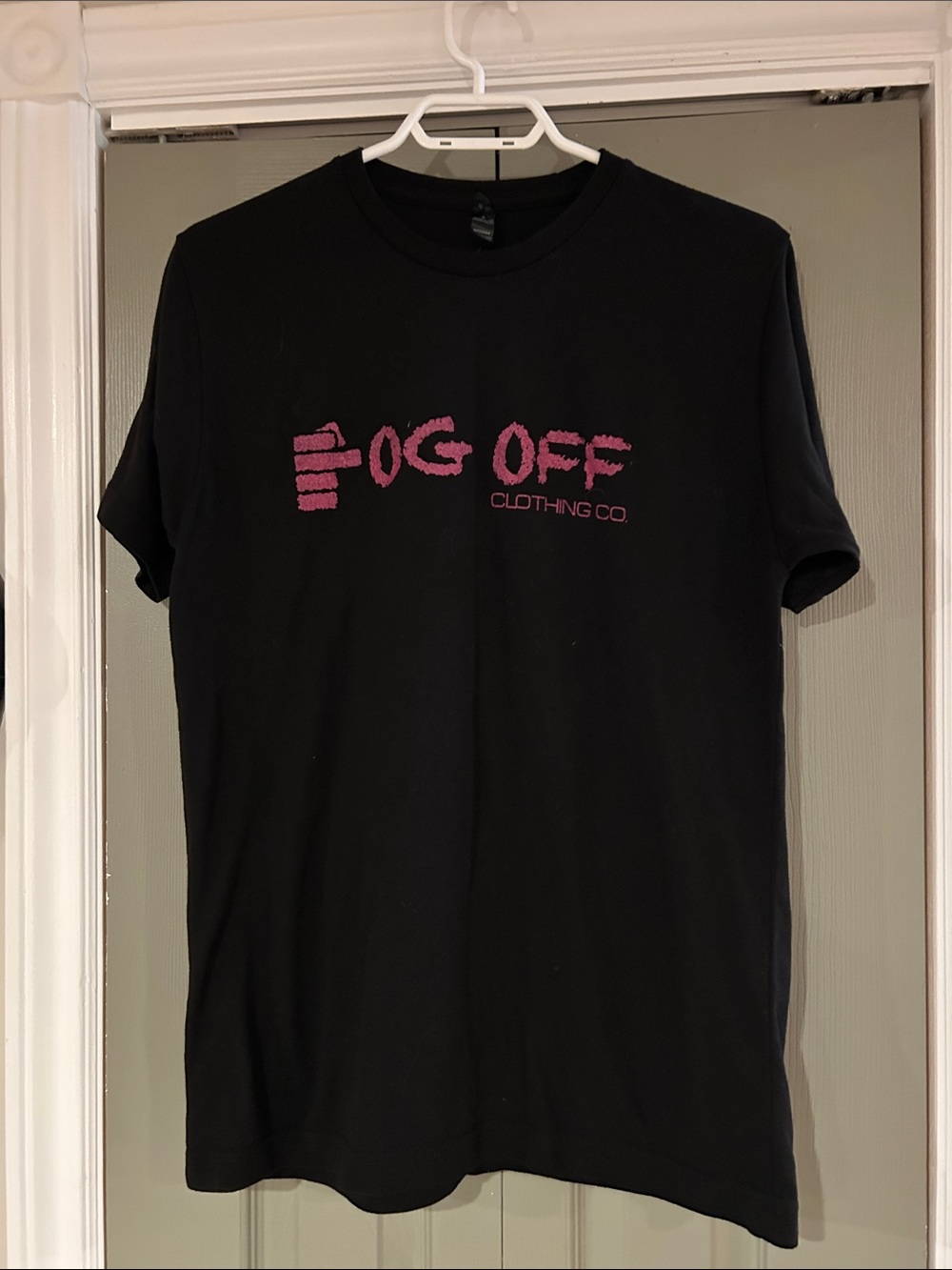 FOG OFF Women's Black Graphic Tee